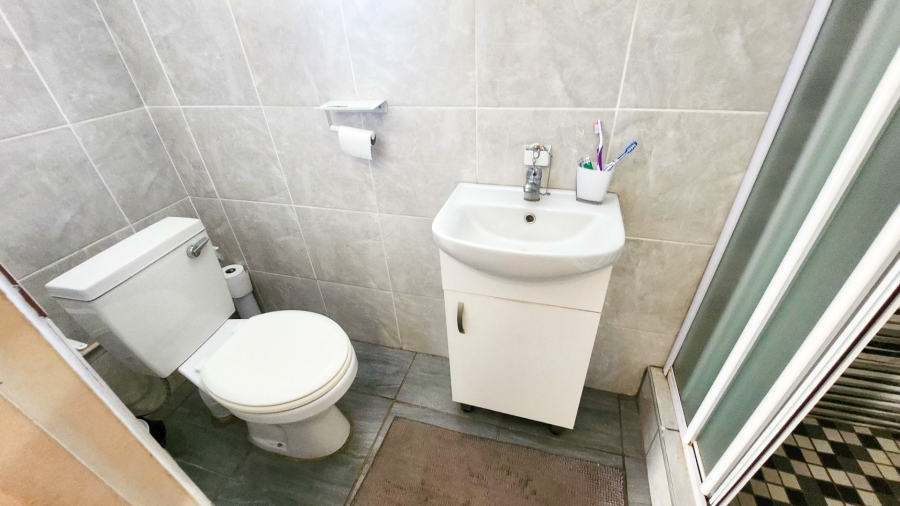 2 Bedroom Property for Sale in Meiringspark North West